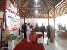 PENGAMBILAN SUMPAH/JANJI DAN SERAHTERIMA JABATAN